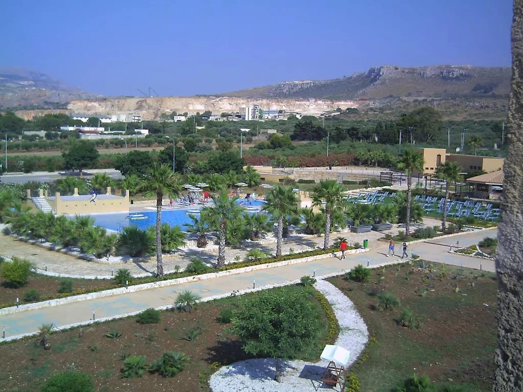 Hotel Torre Xiare Valderice 4*,